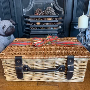 Small Hamper Image 1